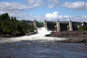 Stornorrforsens vattenkraftverk i Umeälven. Foto: Tage Olsin.